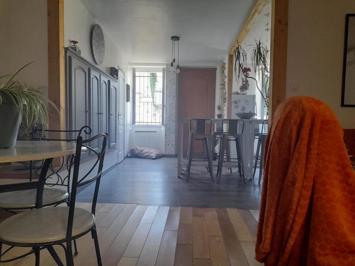 Maison De Village Avec Cour Interieure Et Terrasse Septfonds Luaran gambar